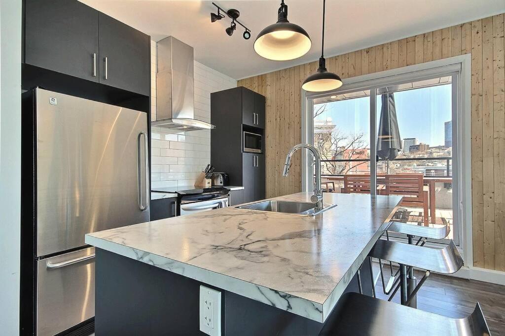 K-417 / Parking & Gym - Private Balconies Apartment Quebec City Luaran gambar