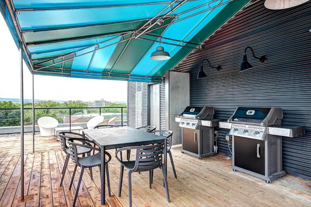 K-417 / Parking & Gym - Private Balconies Apartment Quebec City Luaran gambar