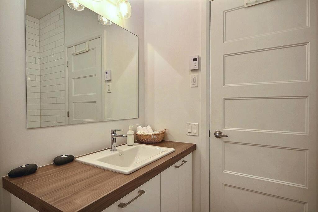 K-417 / Parking & Gym - Private Balconies Apartment Quebec City Luaran gambar